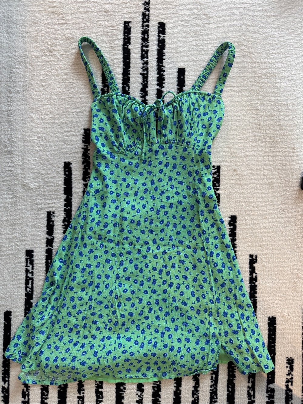 Green and Blue Floral Tie-Front Sundress - Picture 3 of 5